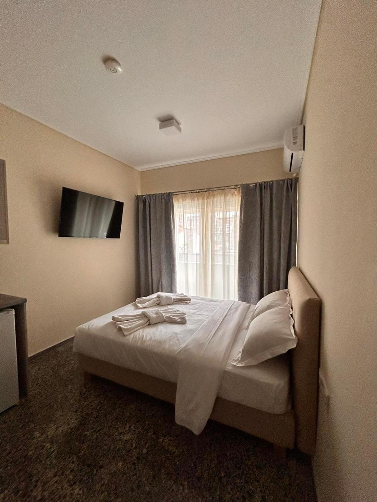 The Little Paris Of Athens Apartment Bagian luar foto